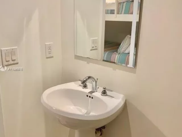 Квартира в аренду номер4904 - фото 1688637