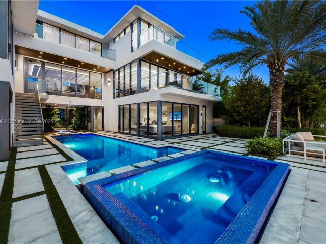 Дом в аренду по адресу 440 Mola Ave - фото 7482794