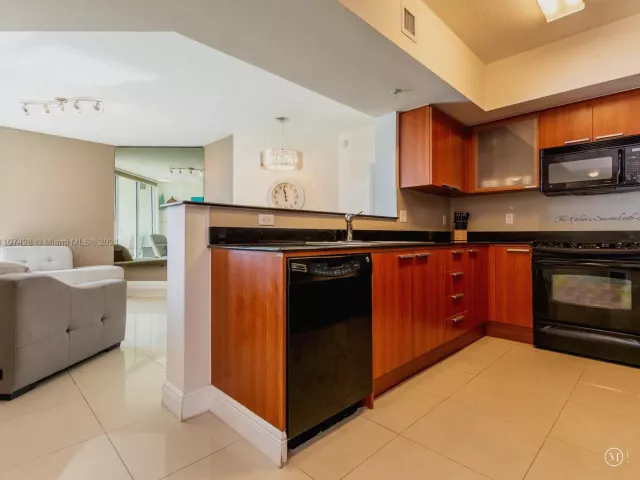 Квартира в аренду номер1709 - фото 1800755