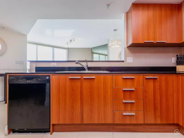 Квартира в аренду номер1709 - фото 1800756