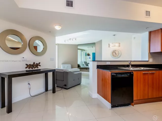 Квартира в аренду номер1709 - фото 1758965