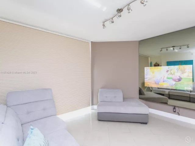 Квартира в аренду номер1709 - фото 1758967