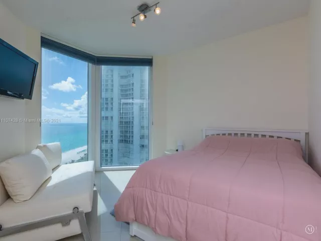 Квартира в аренду номер1709 - фото 1800750